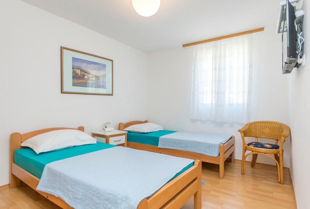 Apartments Ljubomir Rogoznica  Exteriér fotografie